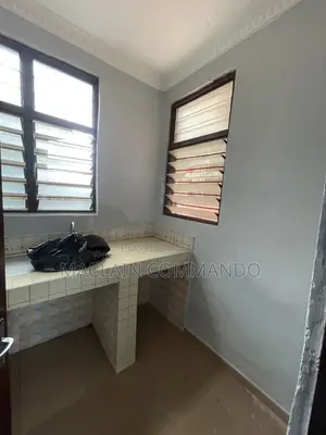 2bdrm Apartment in Penny, Tsui-Bleoo for rent