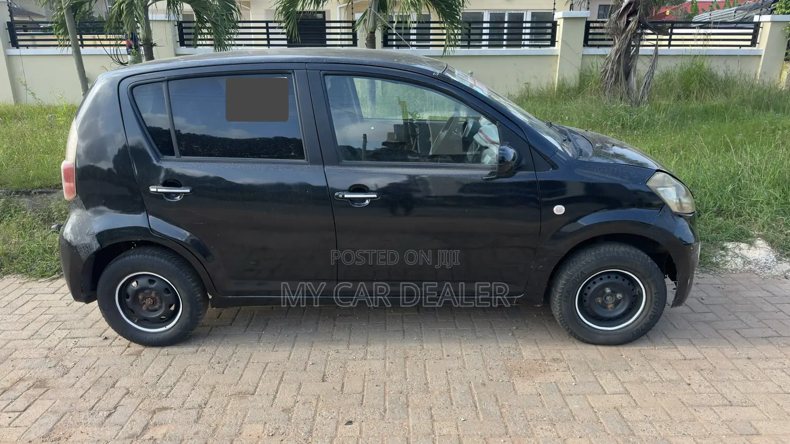 Toyota Passo 1.0 FWD 2010 Black