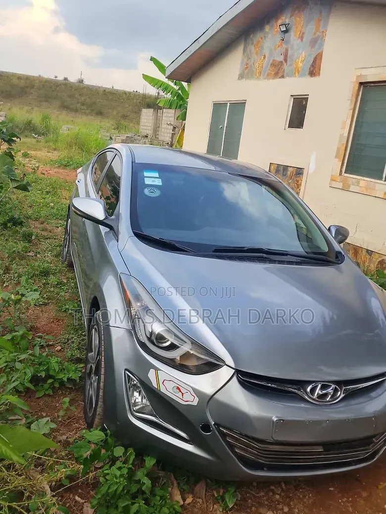 Hyundai Elantra 2015 Silver