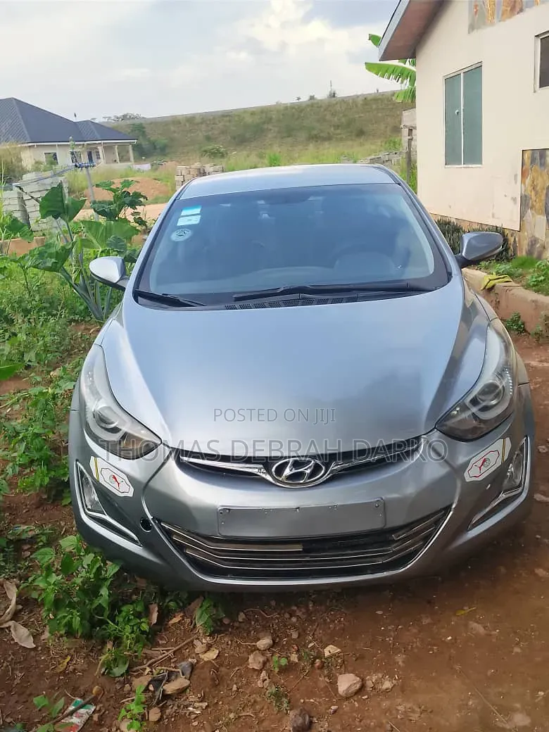 Hyundai Elantra 2015 Silver