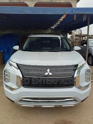 Mitsubishi Outlander 2024 Pearl