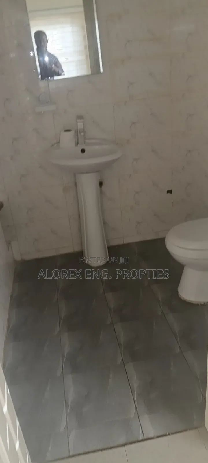 2bdrm Duplex in Oyarifa, Pentecost for sale
