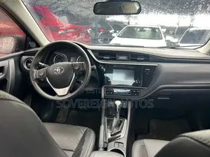 Toyota Corolla 2017 Black
