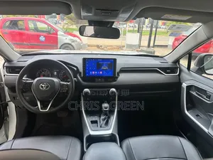 Toyota RAV4 2020 White