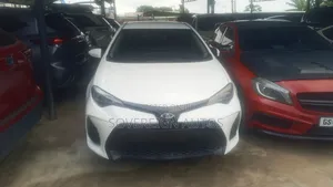 Toyota Corolla 2018 White