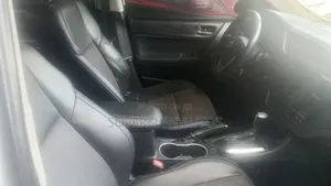 Toyota Corolla 2018 White