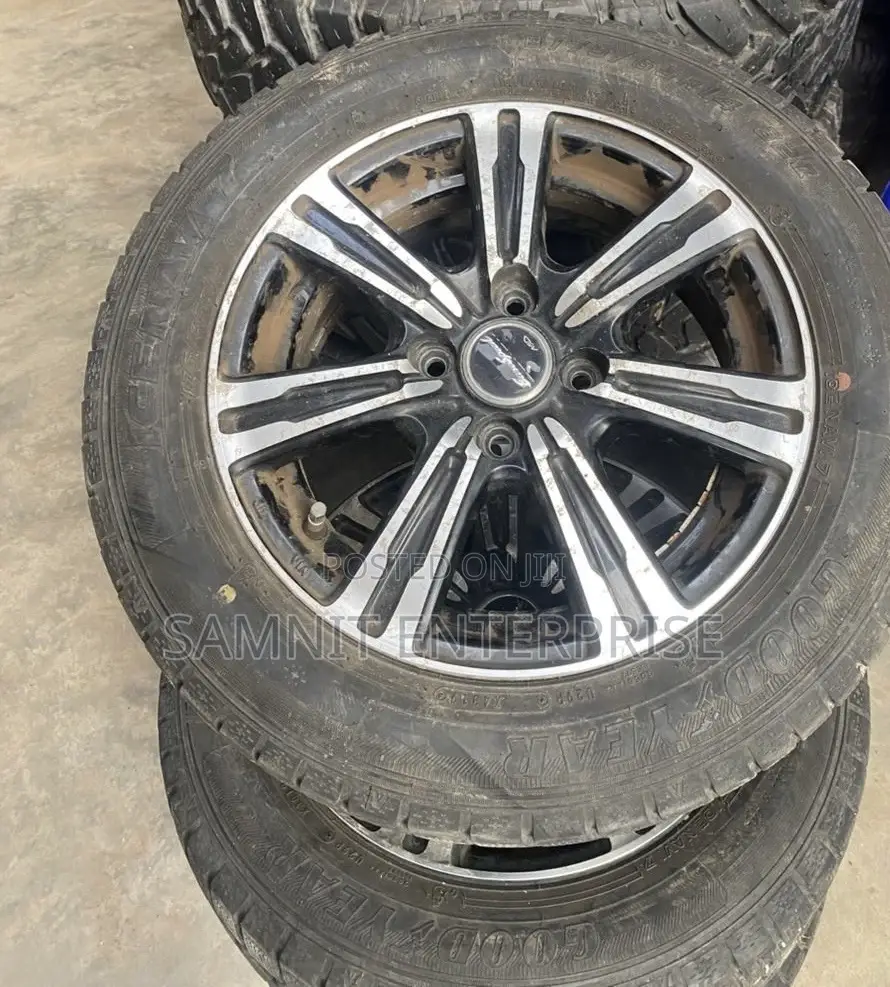 Home Used Alloy Rim 14 Available