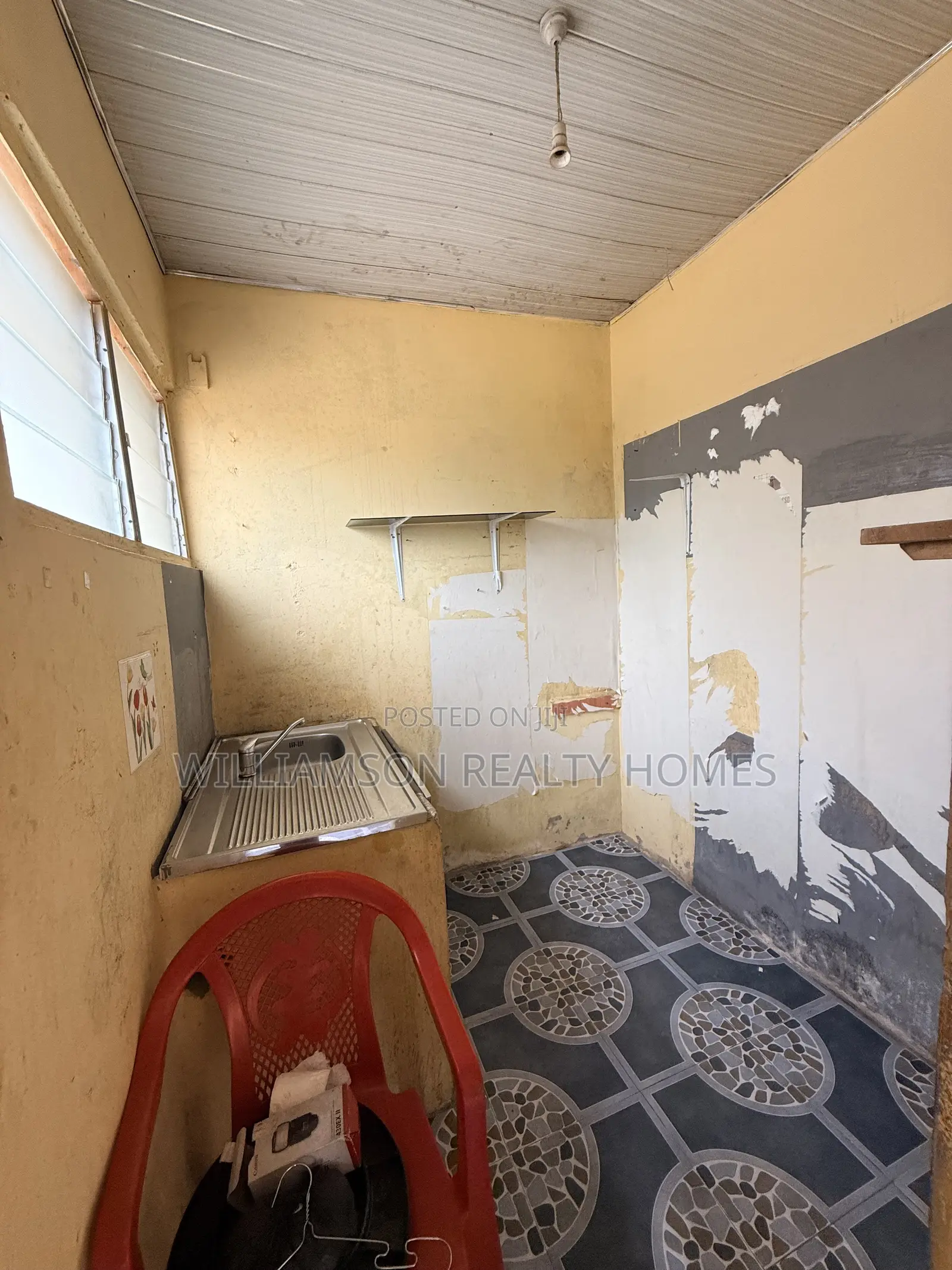 1bdrm Apartment in Community 18 Area, Spintex for rent