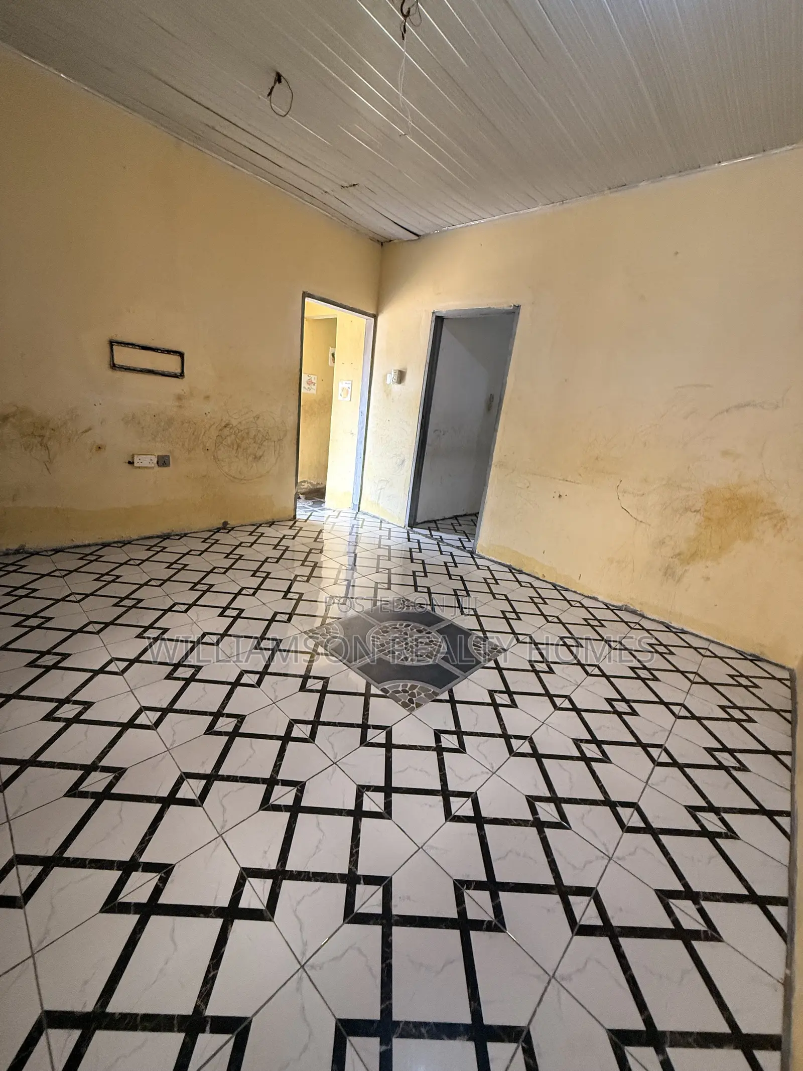 1bdrm Apartment in Community 18 Area, Spintex for rent
