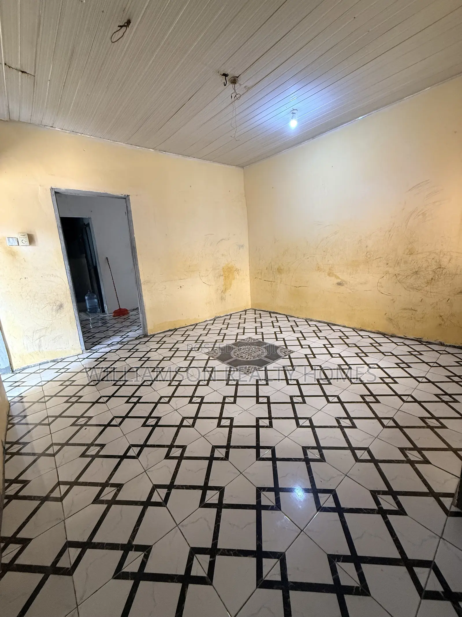 1bdrm Apartment in Community 18 Area, Spintex for rent