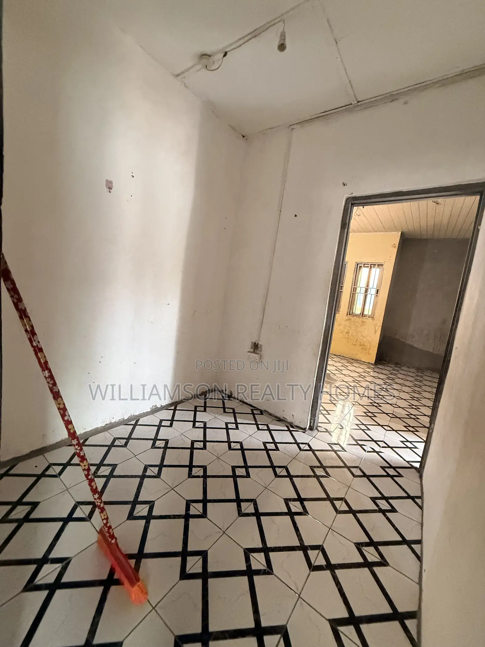 1bdrm Apartment in Community 18 Area, Spintex for rent