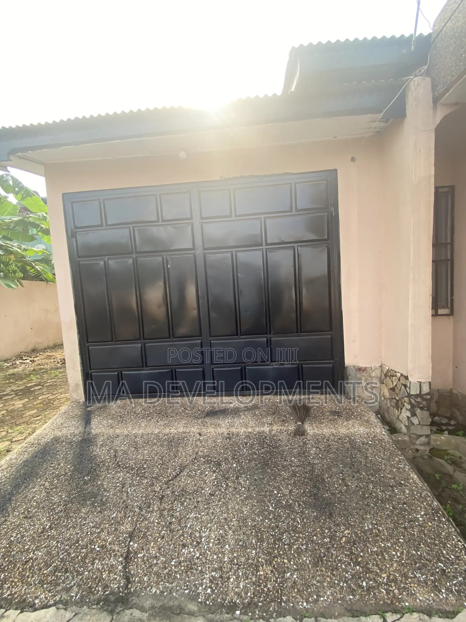 5bdrm House in Madev Realty, Tantra Hills for rent