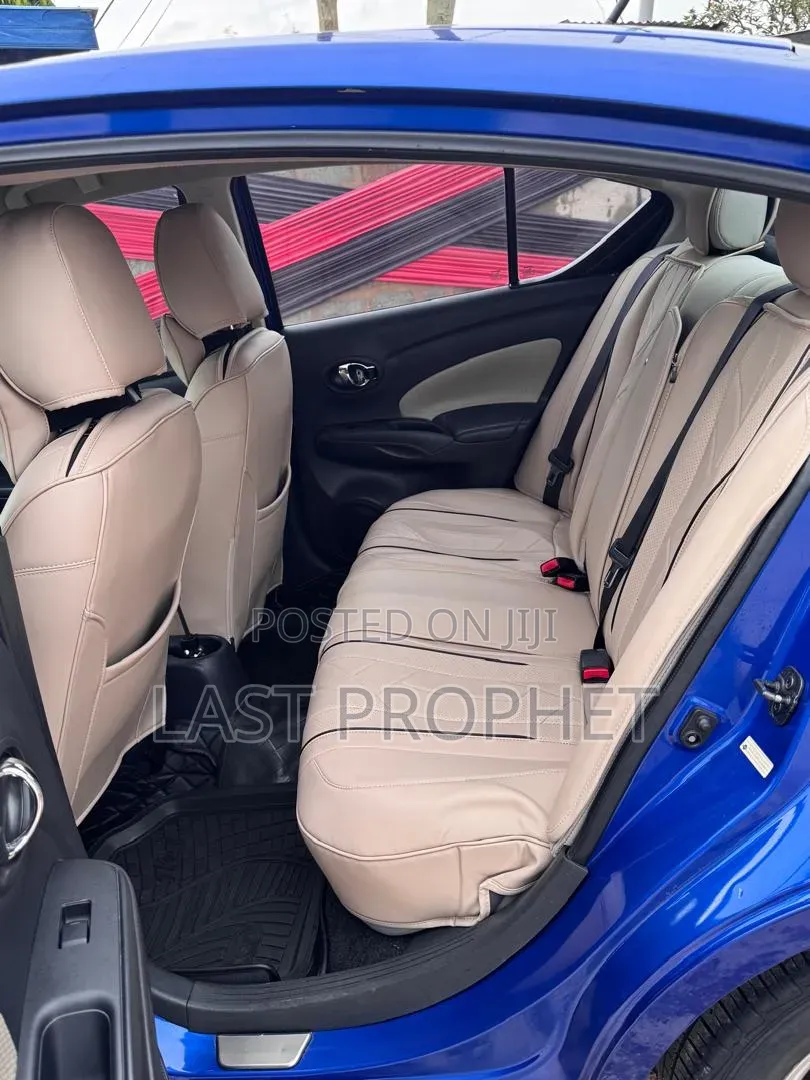Nissan Versa 2017 Blue