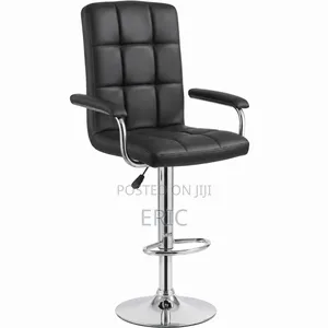 Saloon Swivel Chair