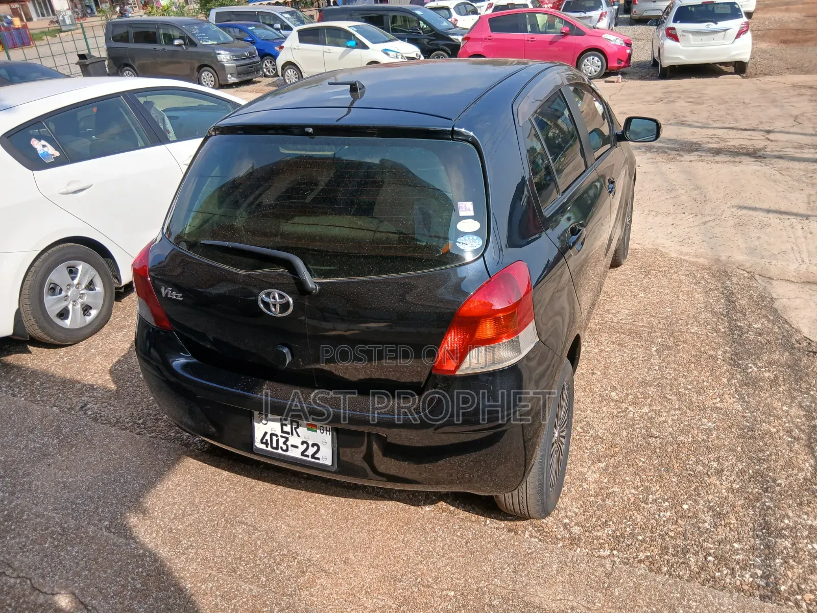 Toyota Vitz 2010 Black
