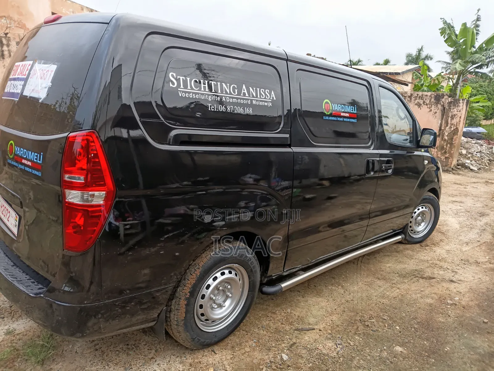 Nissan Caravan (Urvan) 2008 Black