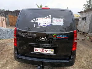 Nissan Caravan (Urvan) 2008 Black