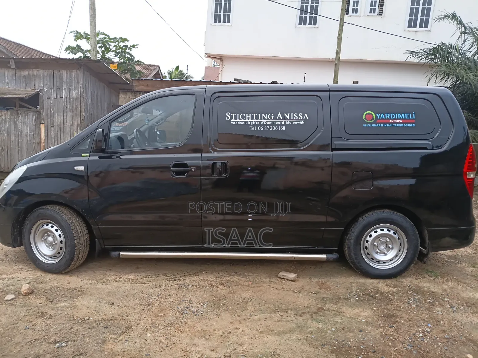 Nissan Caravan (Urvan) 2008 Black