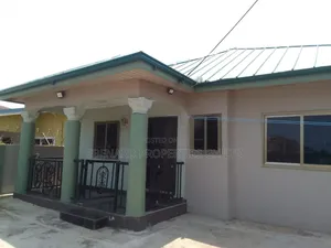 2bdrm House in Ebenard Properties, Baatsona Total for rent