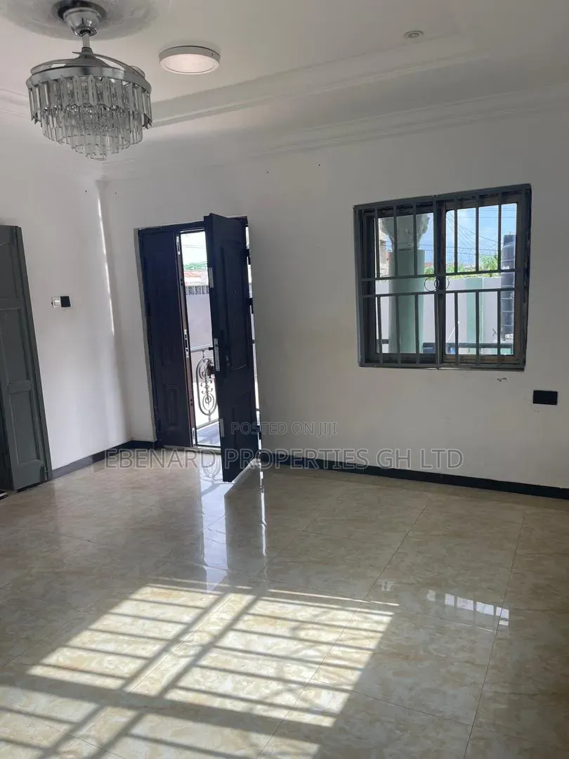 2bdrm House in Ebenard Properties, Baatsona Total for rent