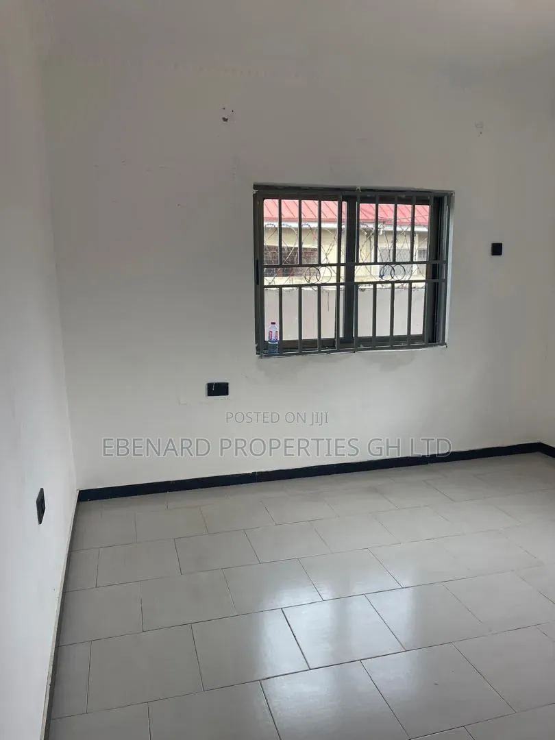 2bdrm House in Ebenard Properties, Baatsona Total for rent