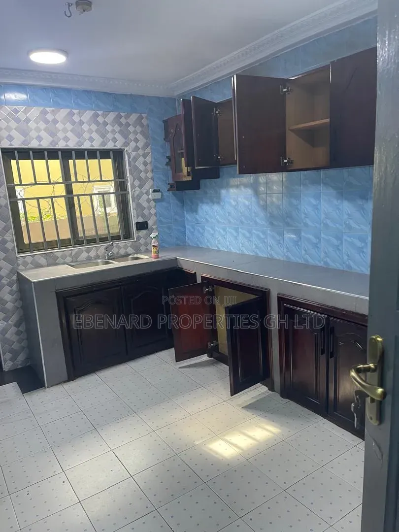 2bdrm House in Ebenard Properties, Baatsona Total for rent