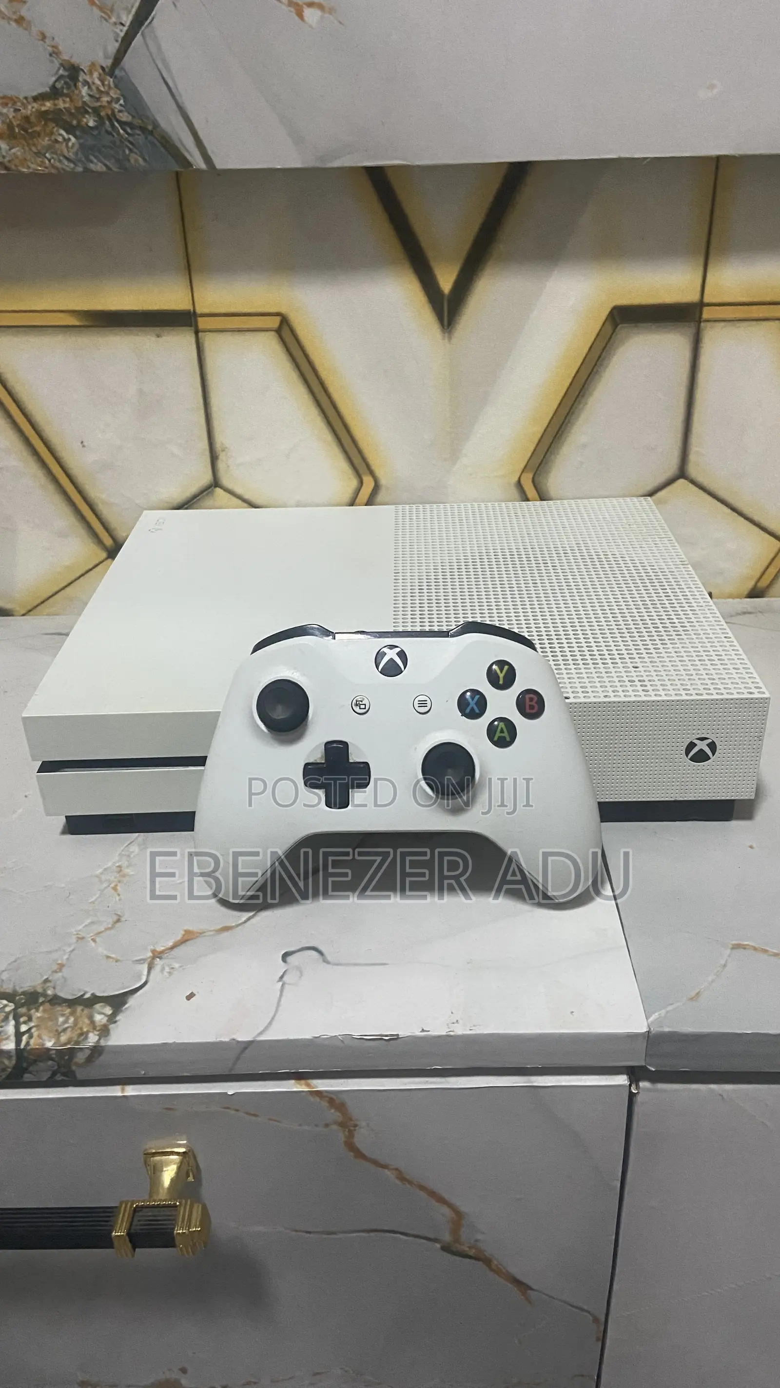 Xbox One S 1tb + Controller + Games Perfect Condition