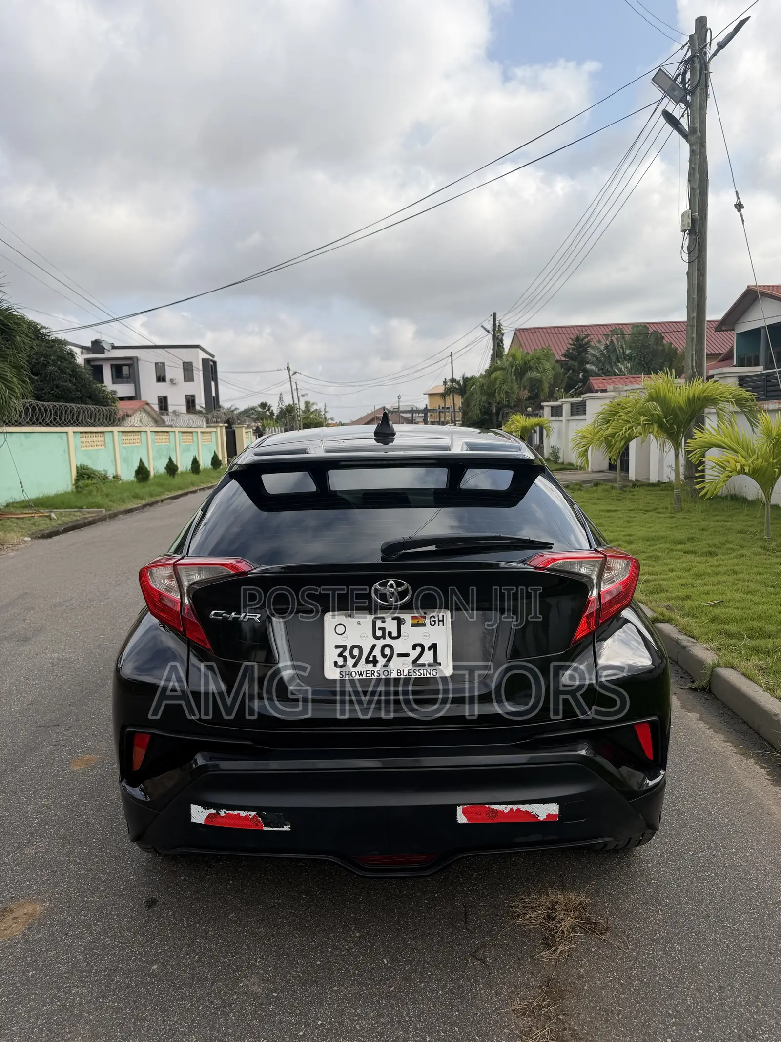 Toyota C-HR XLE FWD Sport Utility (2.0L 4cyl 2AM) 2018 Black