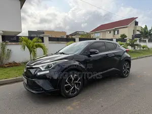 Toyota C-HR XLE FWD Sport Utility (2.0L 4cyl 2AM) 2018 Black
