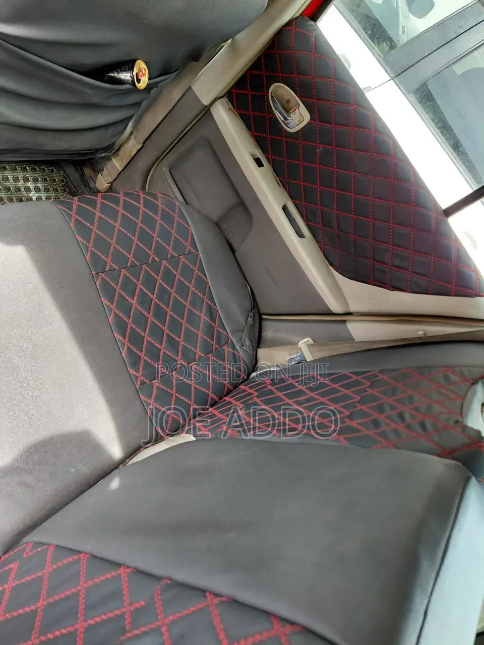Toyota Vitz 2010 Red