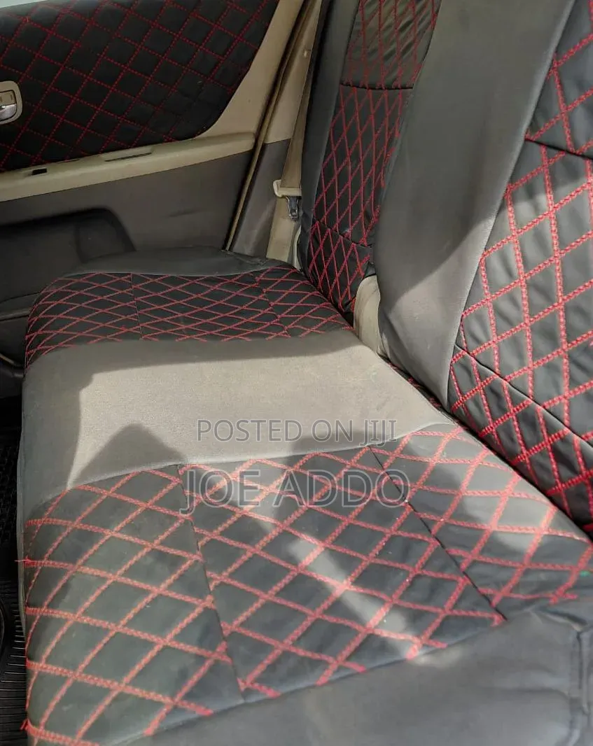 Toyota Vitz 2010 Red