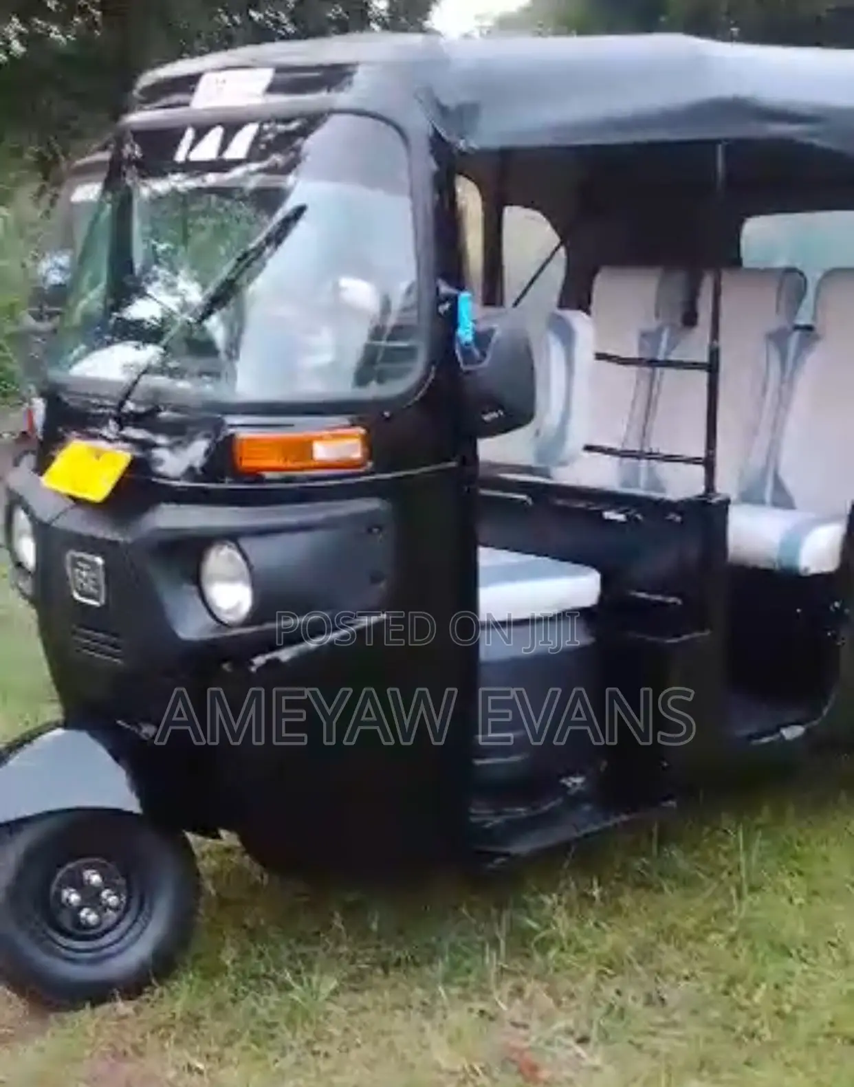Bajaj RE 2022 Black