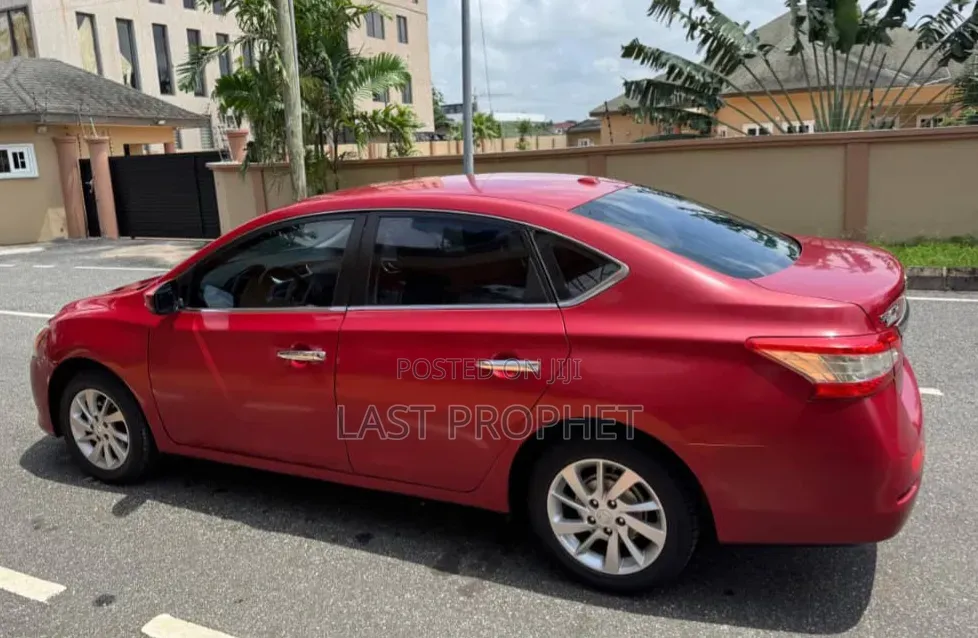 Nissan Sentra 2015 Red