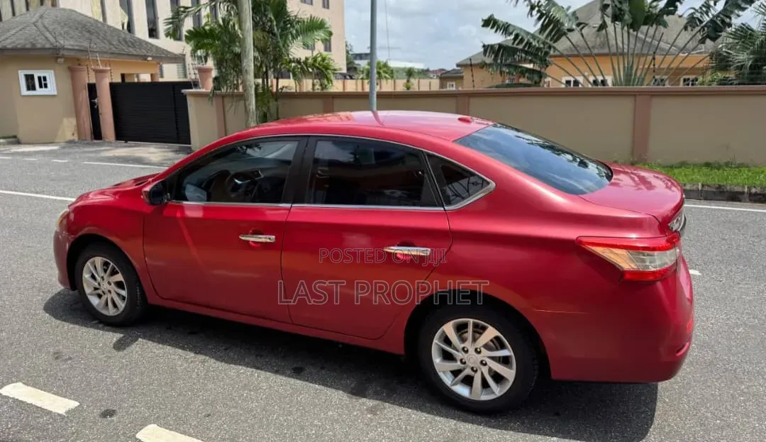 Nissan Sentra 2015 Red
