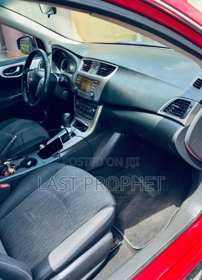 Nissan Sentra 2015 Red