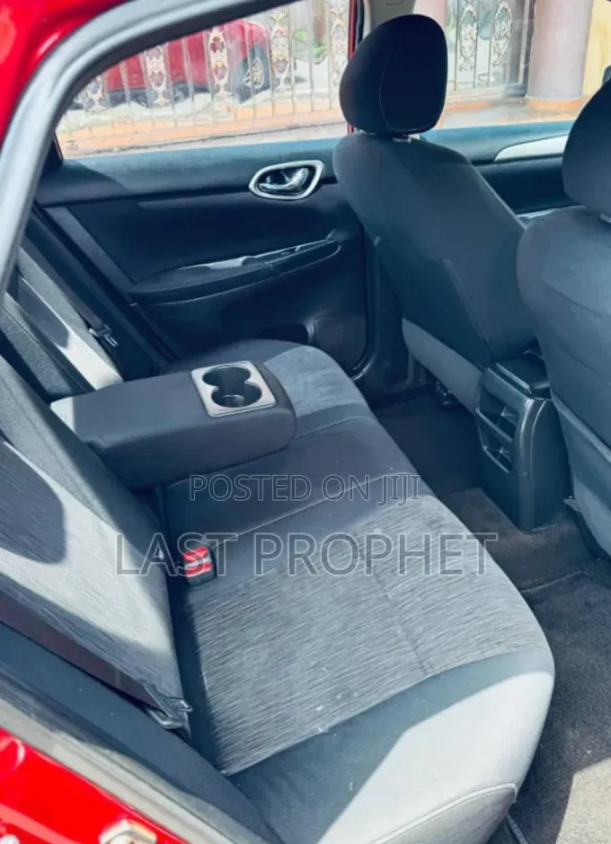 Nissan Sentra 2015 Red