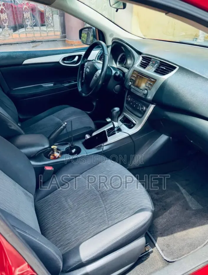 Nissan Sentra 2015 Red