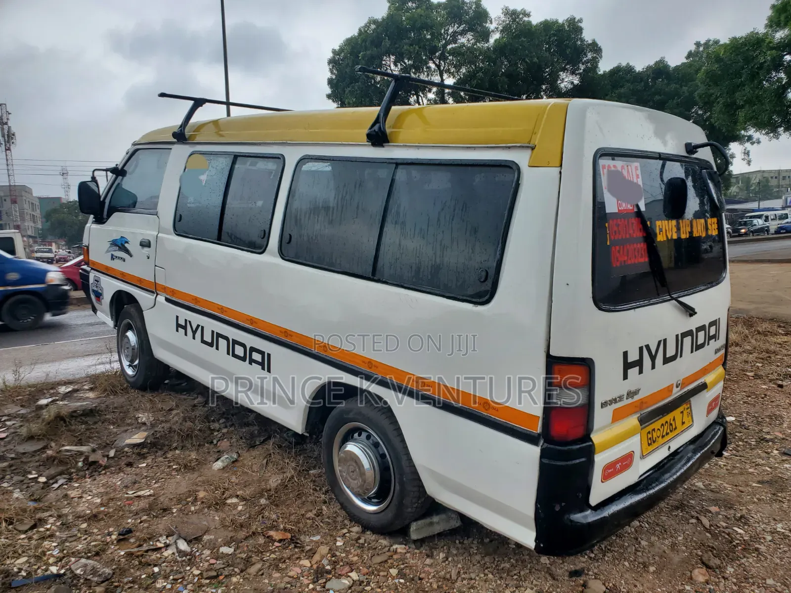 Hyundai H1 2004 White