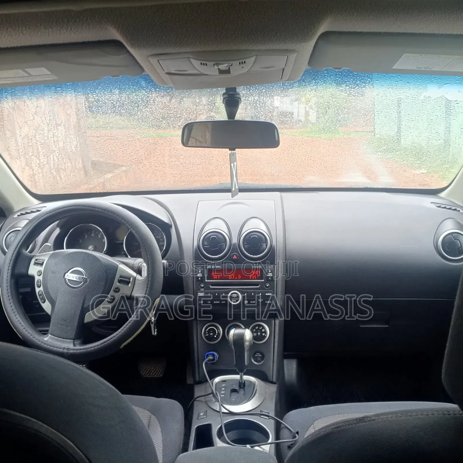 Nissan Rogue S 2012