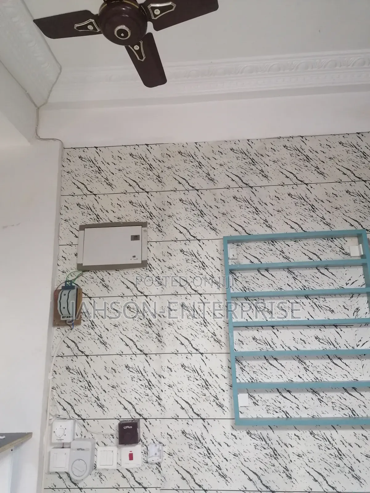 Painting and Wallpaper Service