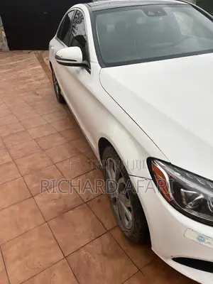 Mercedes-Benz C300 Base 4Matic Sedan AWD (2.0L 4cyl 7A) 2016 White