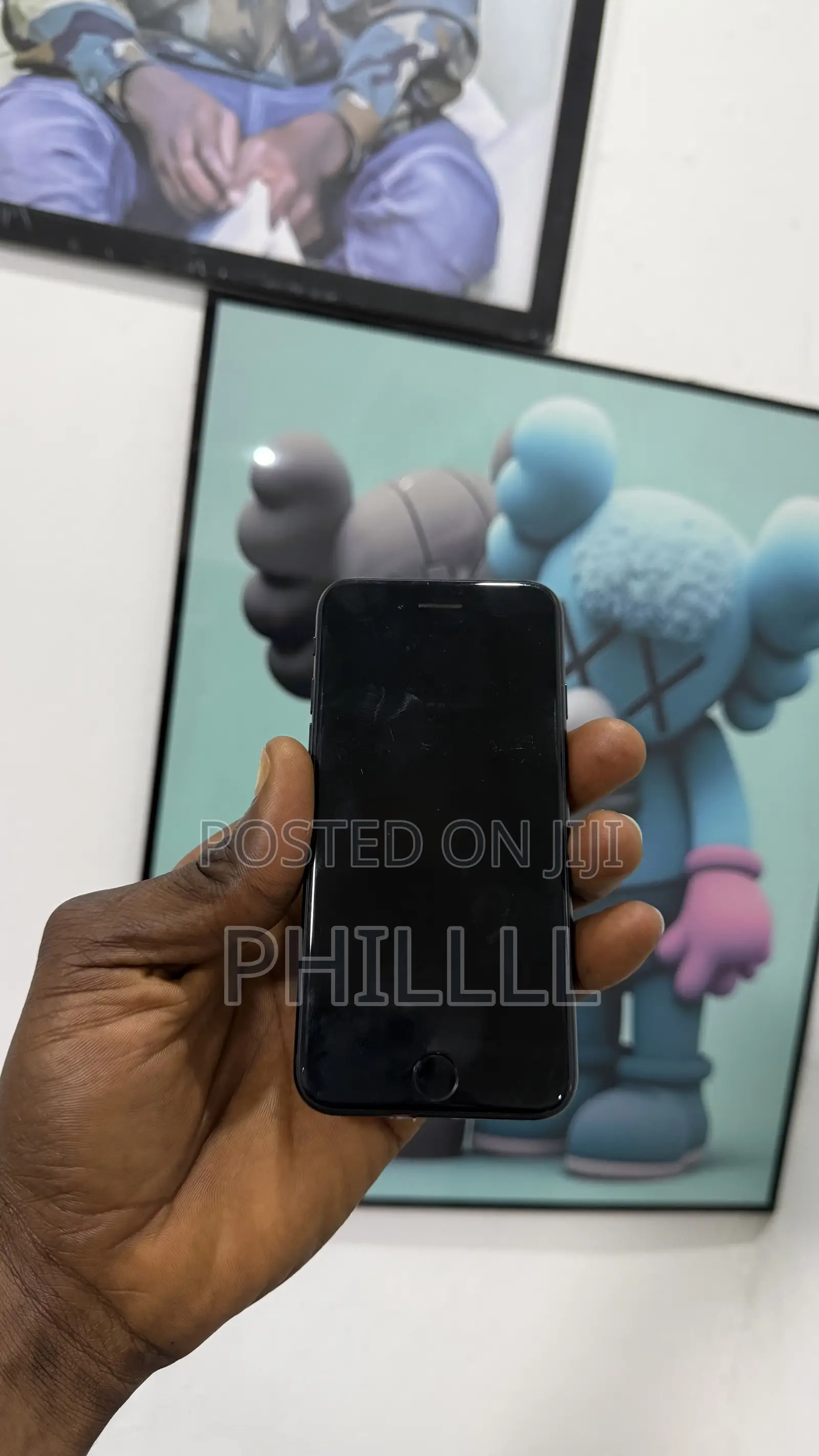 Apple iPhone SE (2022) 128 GB Black