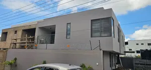 4bdrm Duplex in Legacy Solid Real, Tseaddo for rent