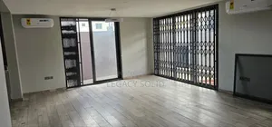 4bdrm Duplex in Legacy Solid Real, Tseaddo for rent
