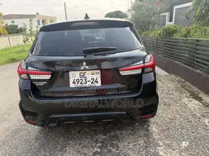 Mitsubishi Outlander 2021 Black
