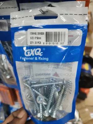 All Types of Screws Available