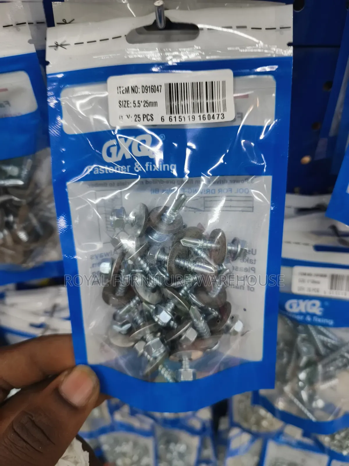 All Types of Screws Available