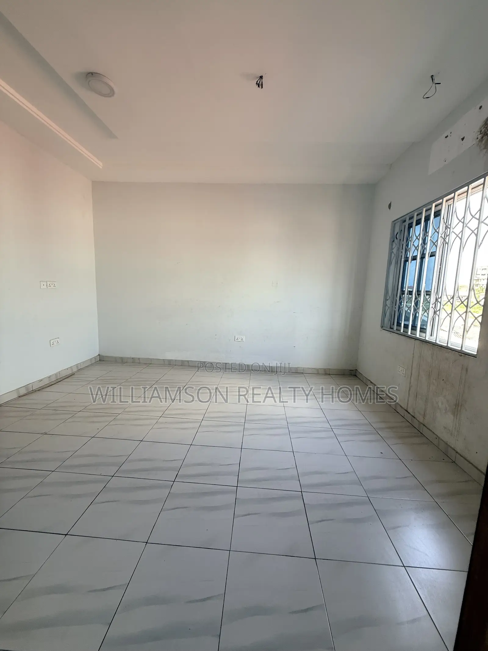 2bdrm Apartment in Community 18 Area, Spintex for rent