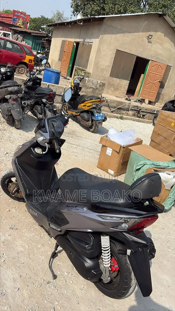 SYM Symnh 2014 Gray