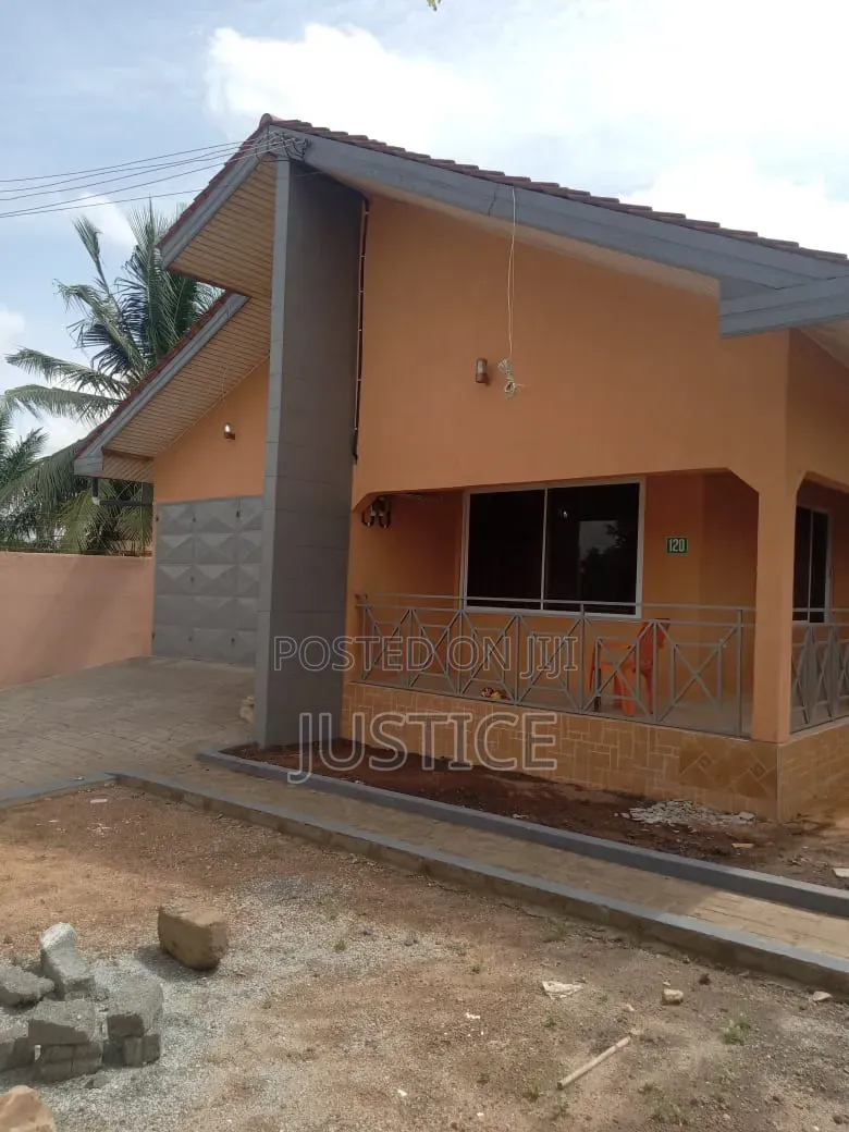 3bdrm House in Night Market Tantra, Ola Achool Area for rent